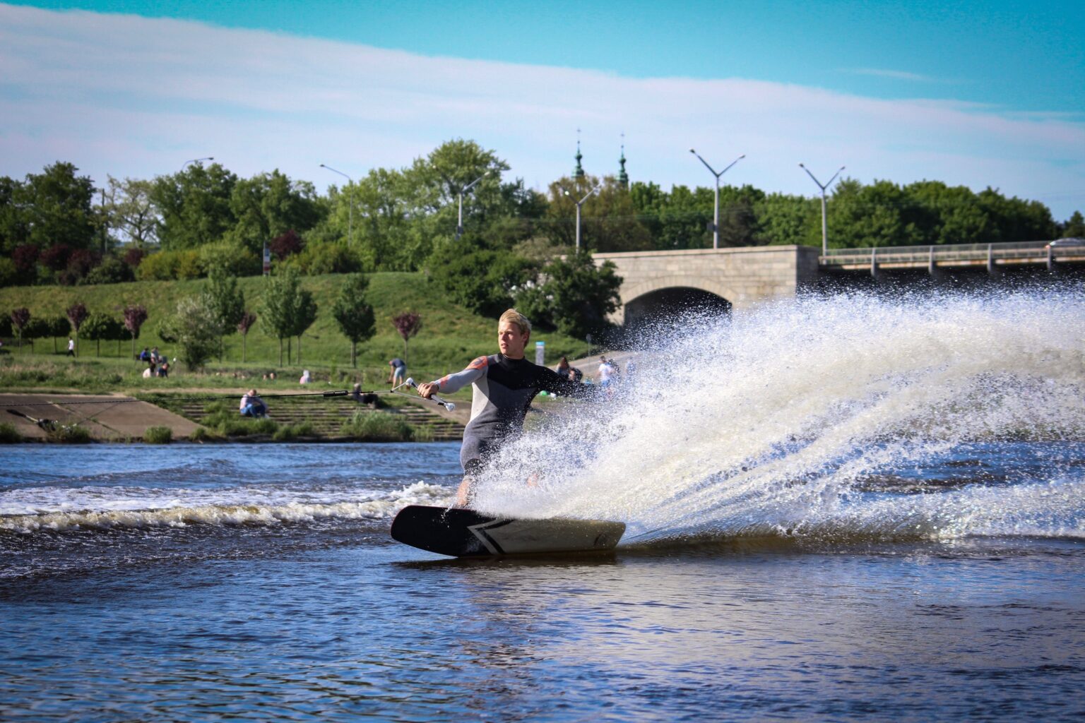 Water sports as the best choice for summer team building